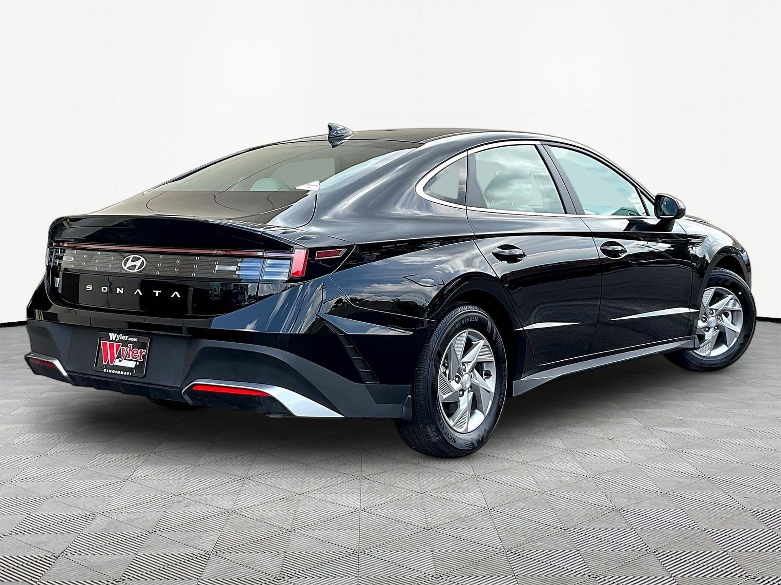 2026 Hyundai Sonata SE - Photo 8