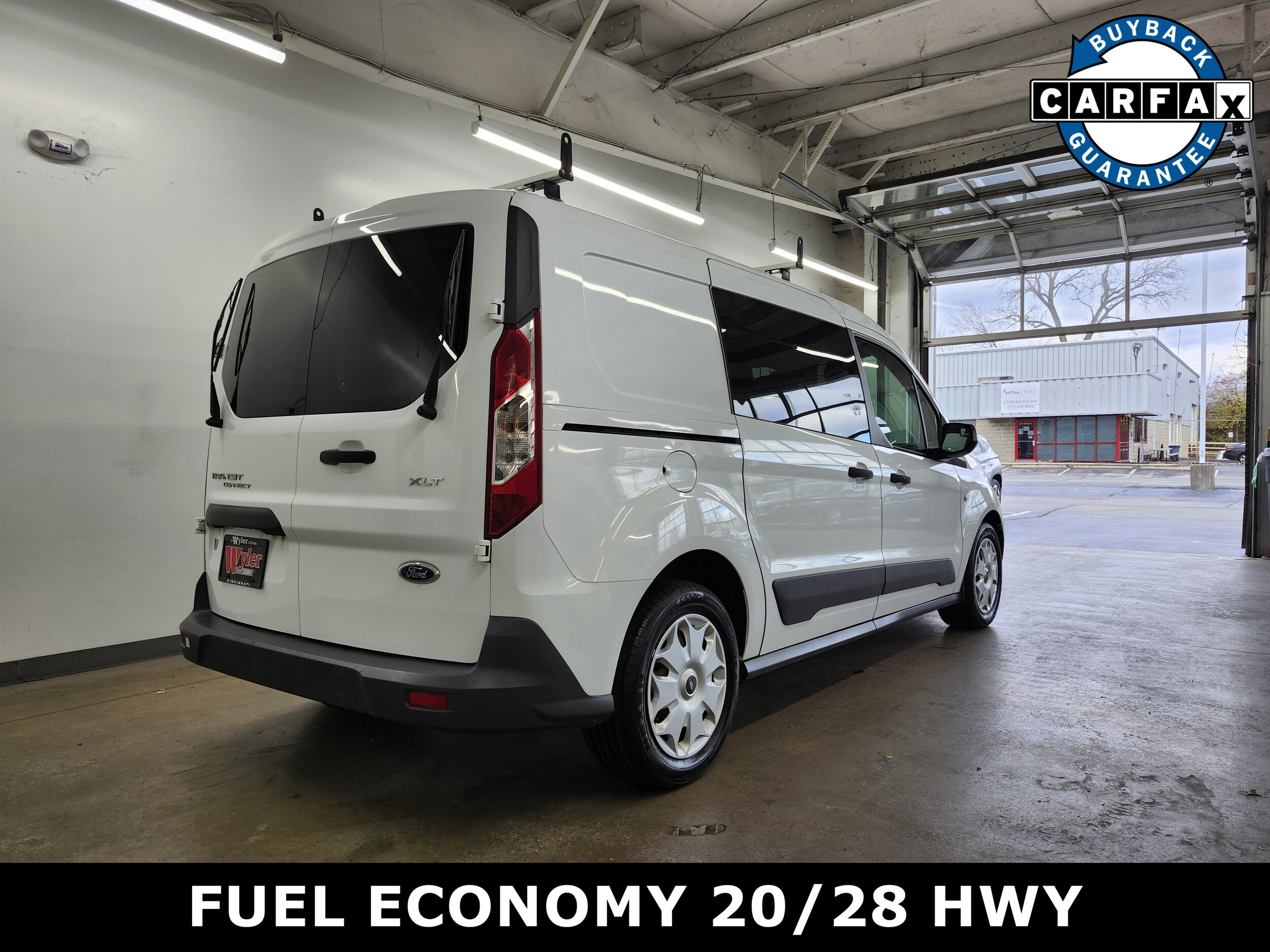 2016 Ford Transit Connect XLT Cargo photo 2