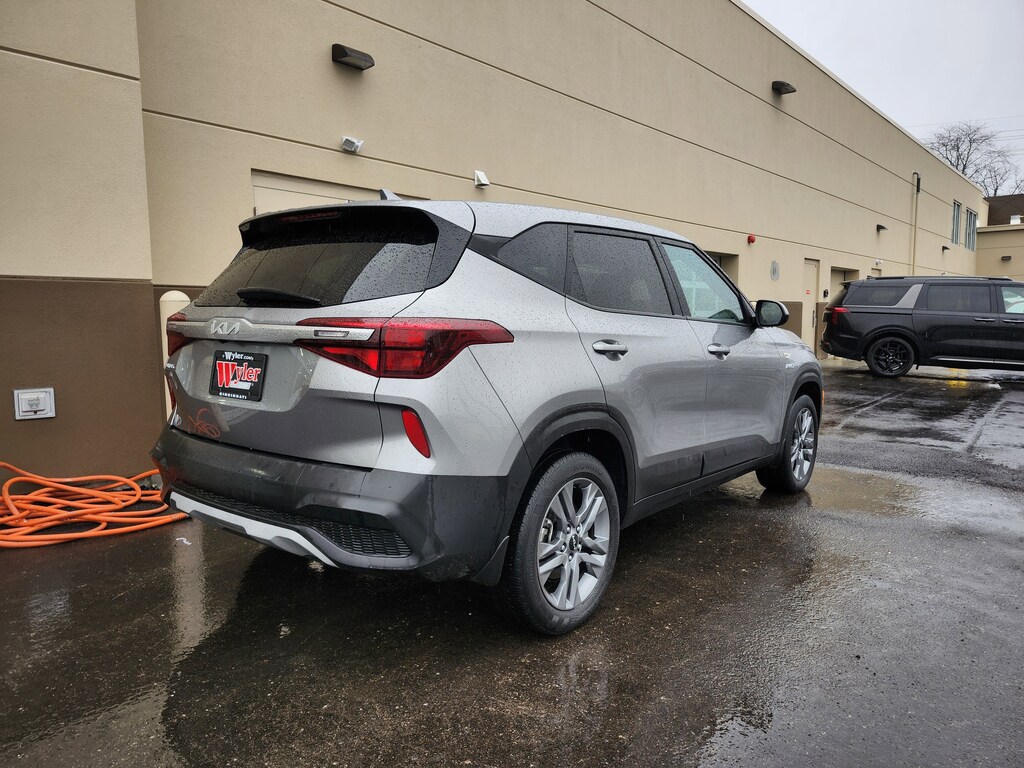 Used 2023 Kia Seltos LX SUV