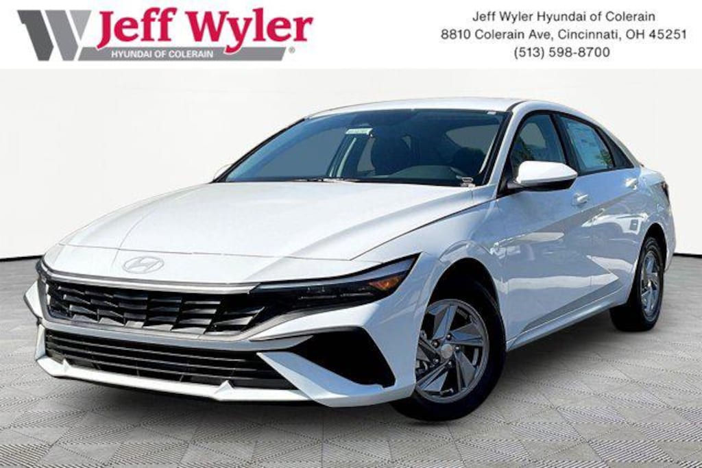 New 2026 Hyundai Elantra SE Sedan