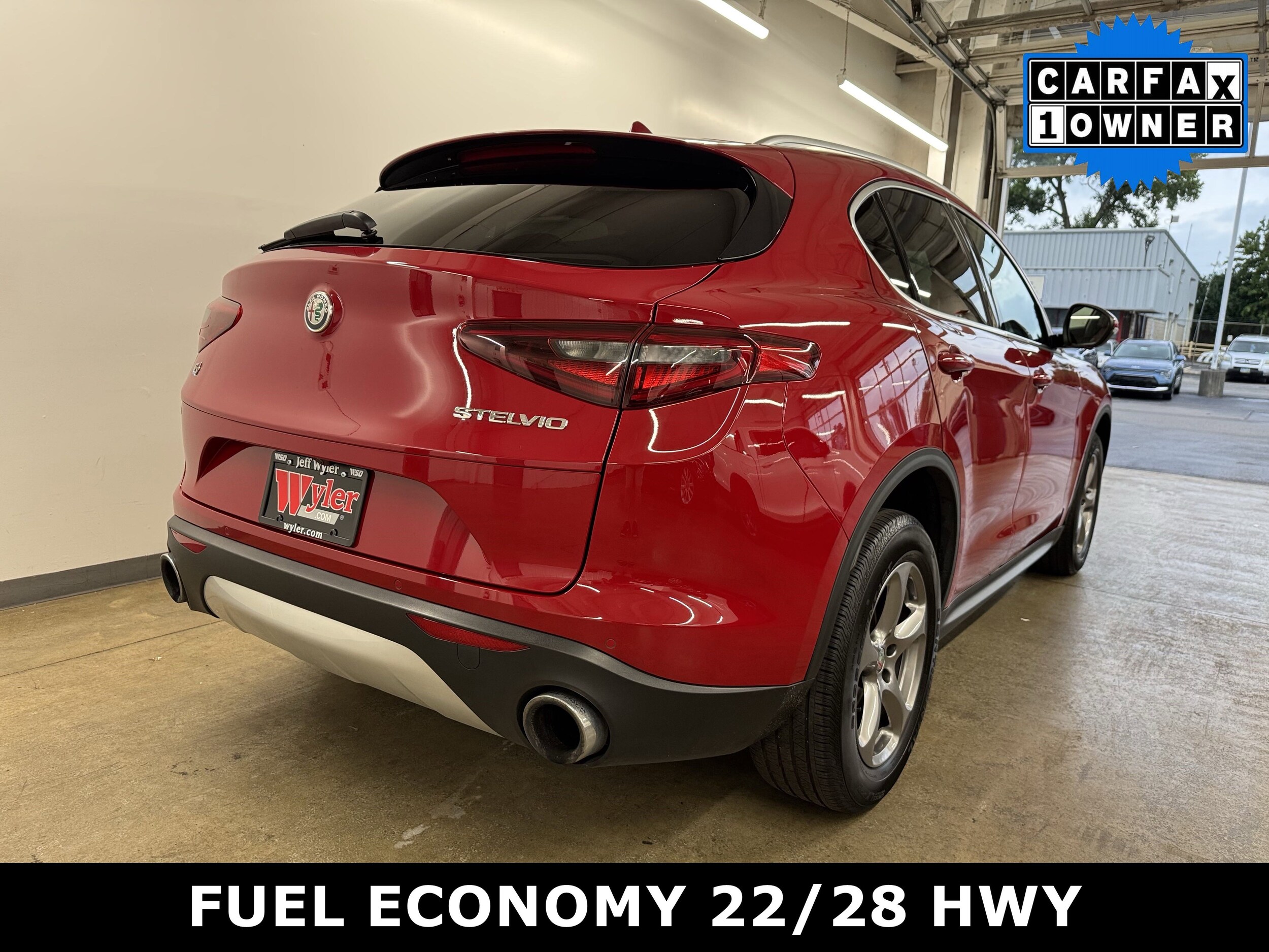 2021 Alfa Romeo Stelvio Sport Base photo 3