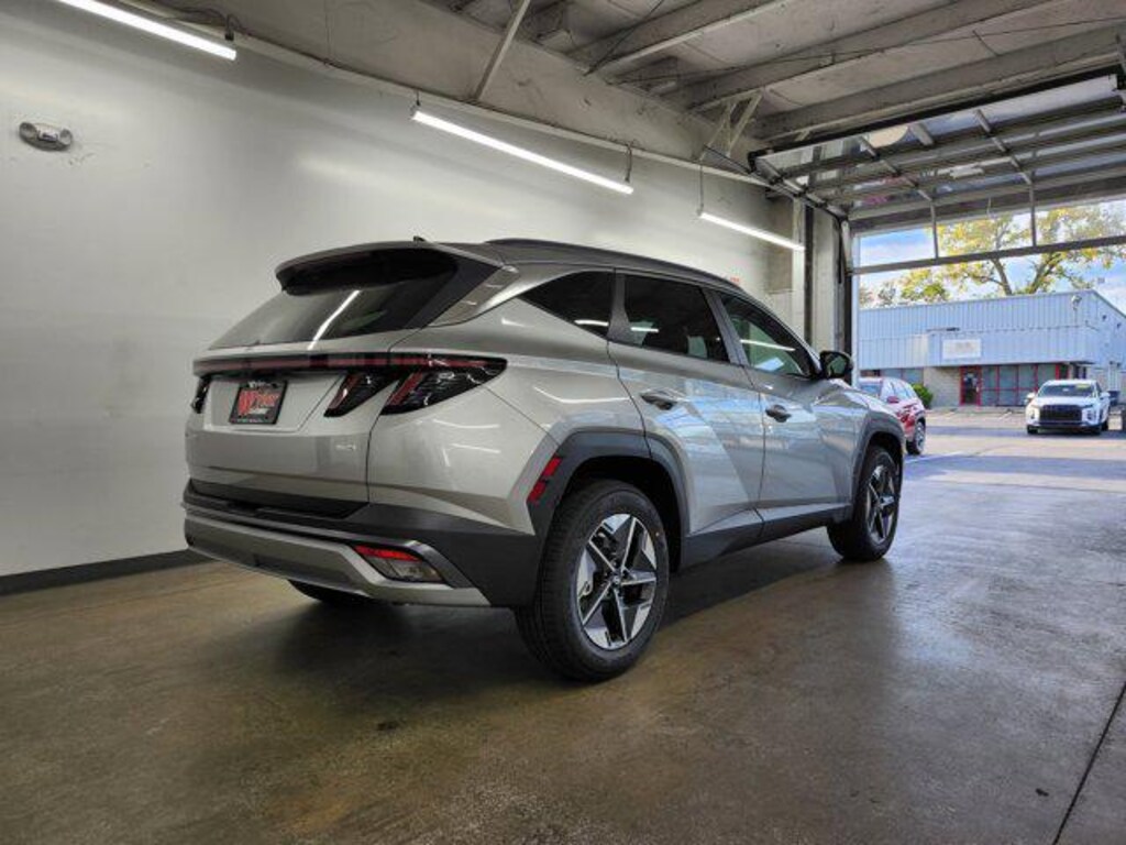 New 2026 Hyundai Tucson SEL Premium AWD SUV