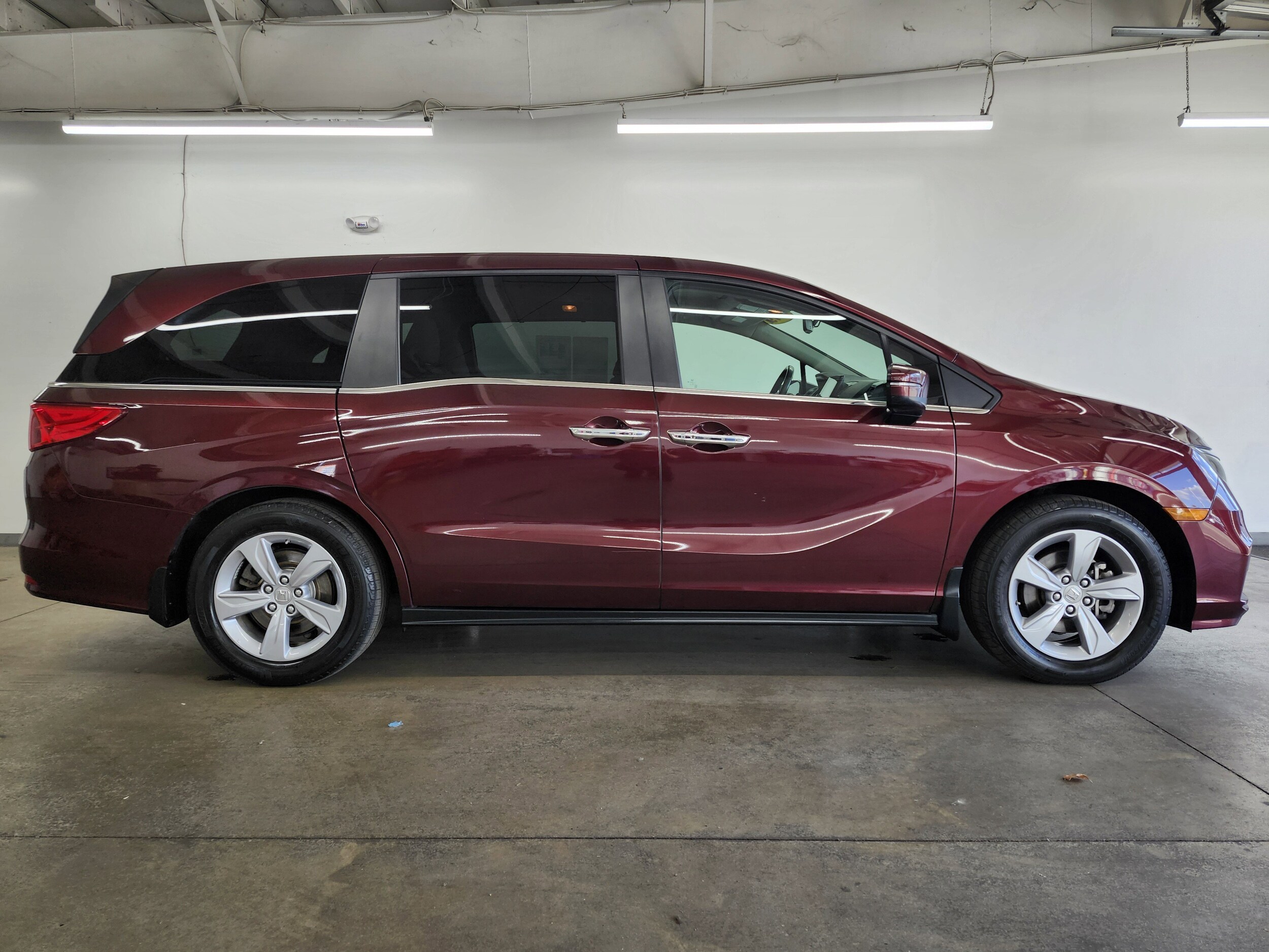 2019 Honda Odyssey EX-L photo 2