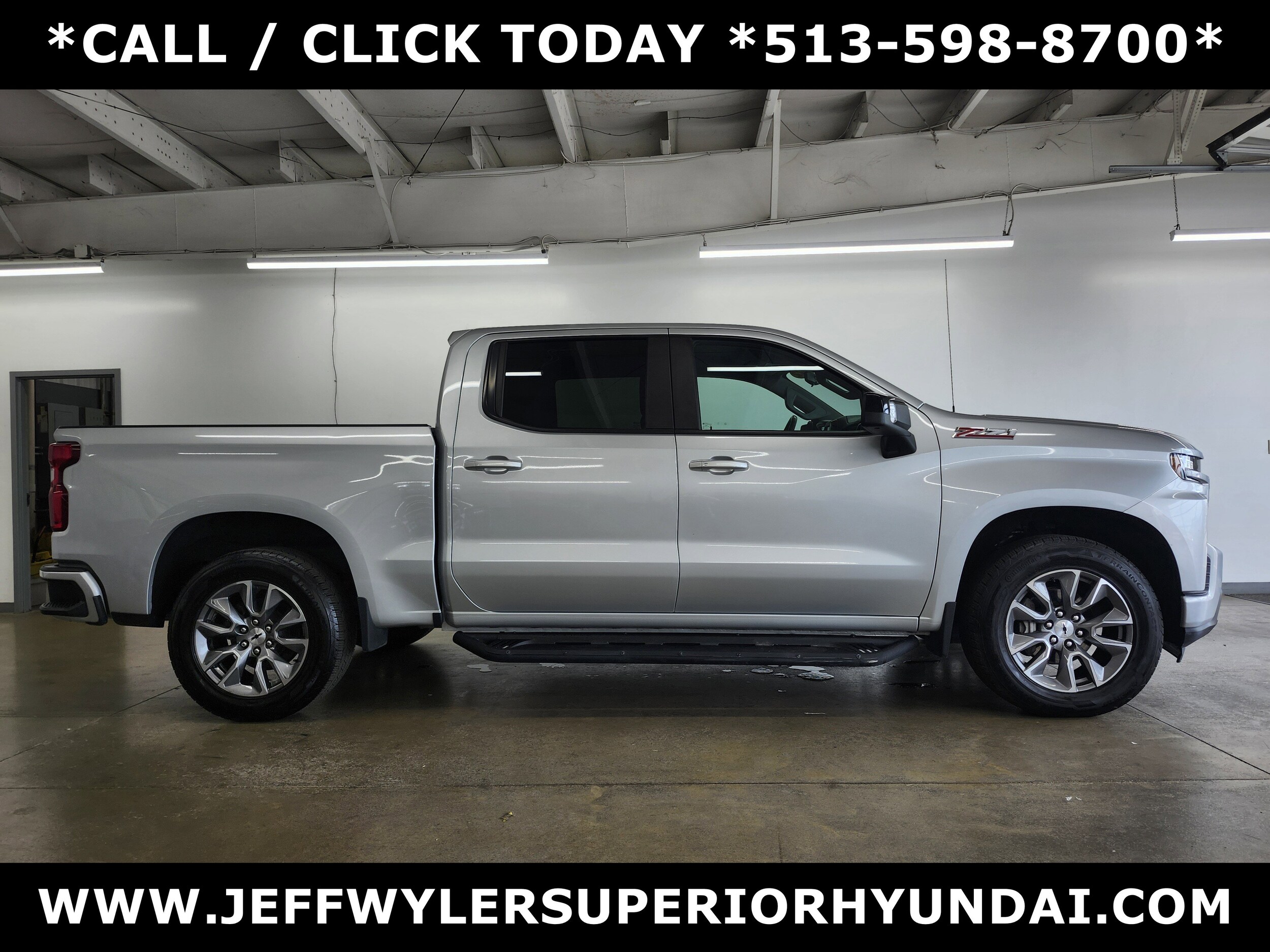 2022 Chevrolet Silverado 1500 RST photo 2