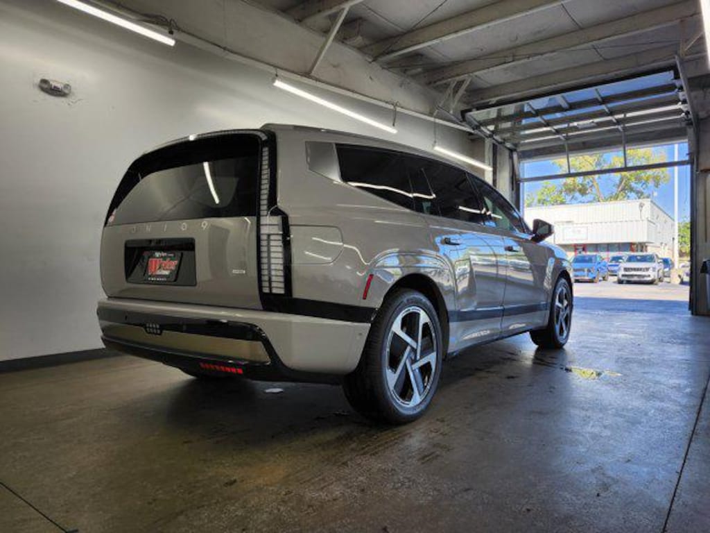 New 2026 Hyundai IONIQ 9 Performance Calligraphy SUV