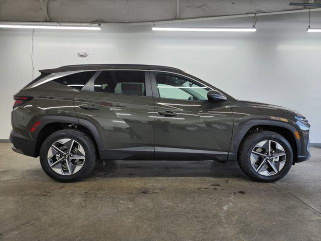 New 2026 Hyundai Tucson SEL AWD SUV