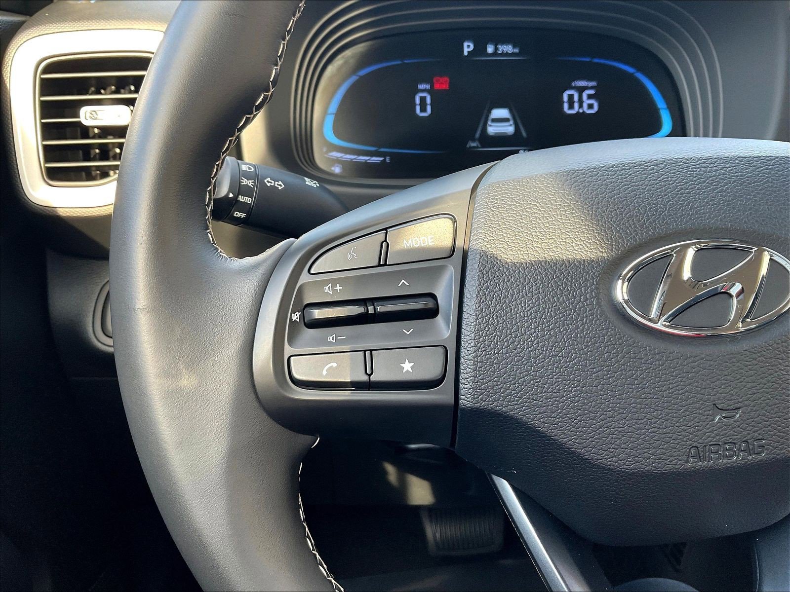 2026 Hyundai Venue SEL - Photo 11