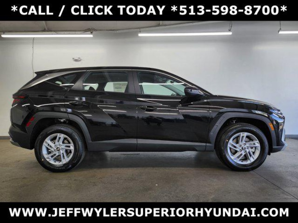 New 2026 Hyundai Tucson SE AWD SUV