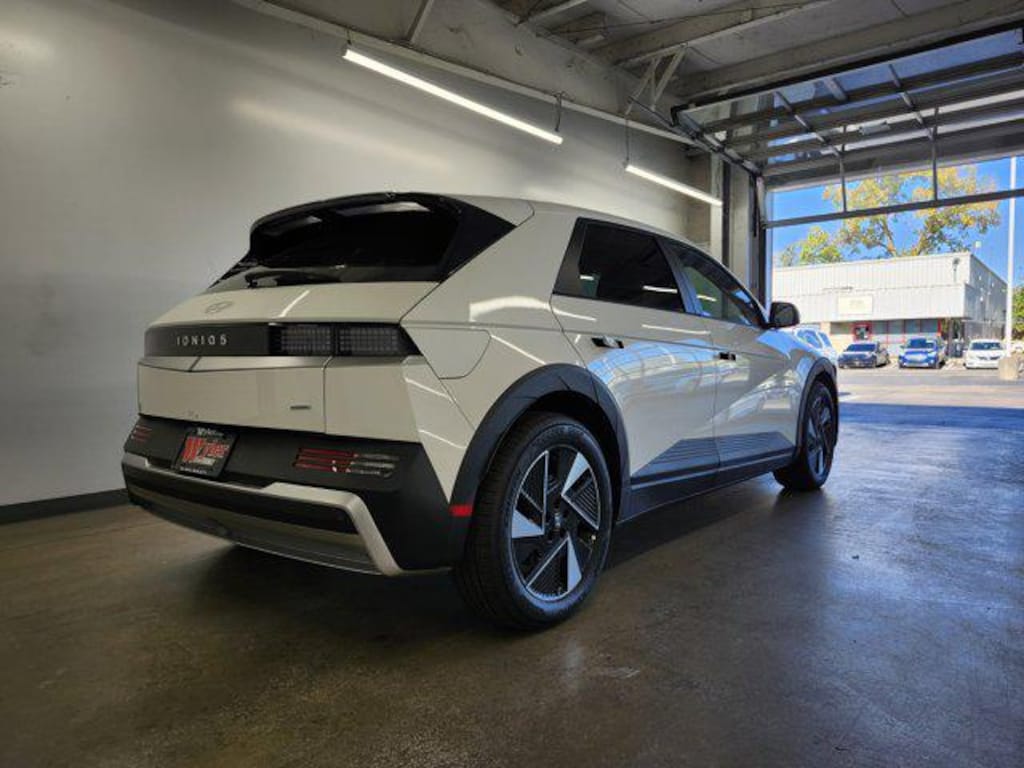 New 2026 Hyundai IONIQ 5 SEL SUV