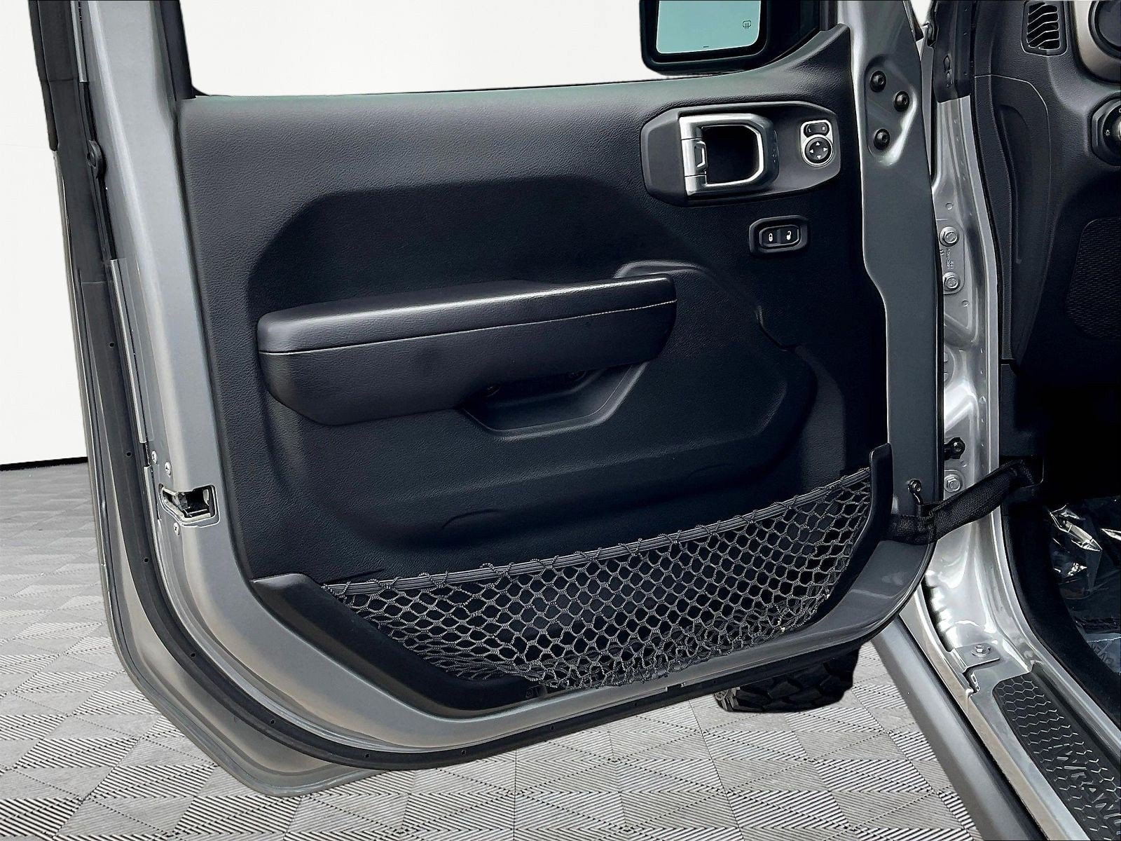 2020 Jeep Wrangler Unlimited Willys - Photo 23