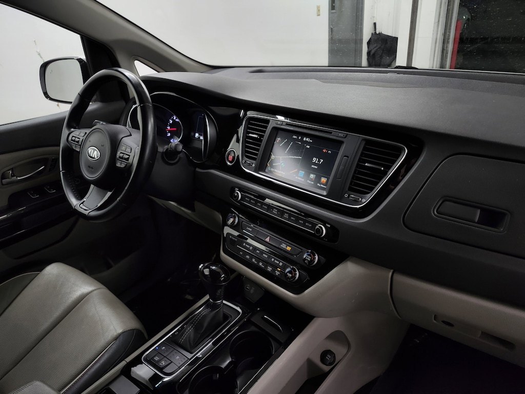 Used 2015 Kia Sedona SX FWD Van