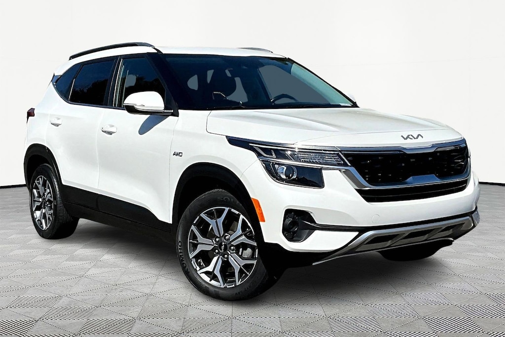 Certified 2023 Kia Seltos EX SUV