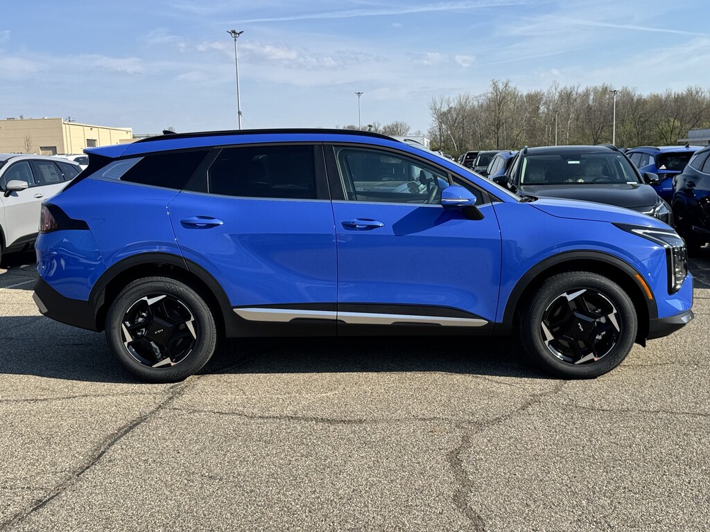 New 2026 Kia Sportage EX SUV