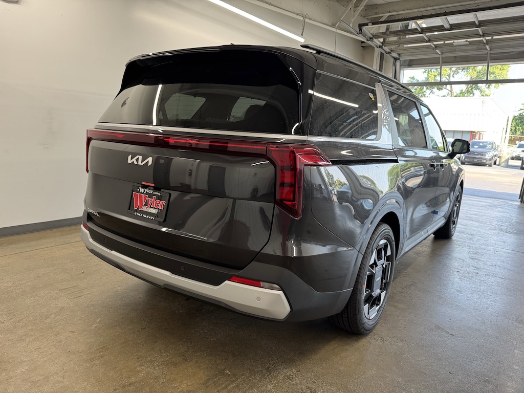 New 2026 Kia Carnival EX Van Passenger Van