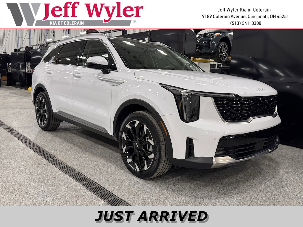 Certified 2025 Kia Sorento EX SUV
