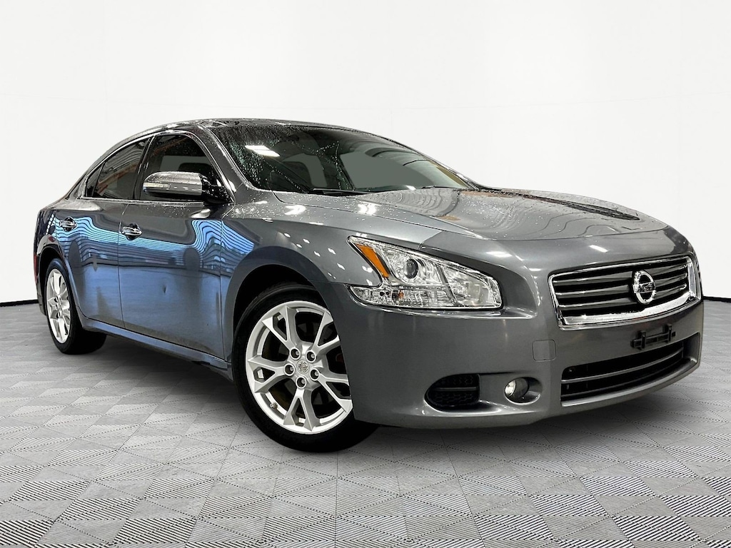 Used 2014 Nissan Maxima 3.5 SV Sedan