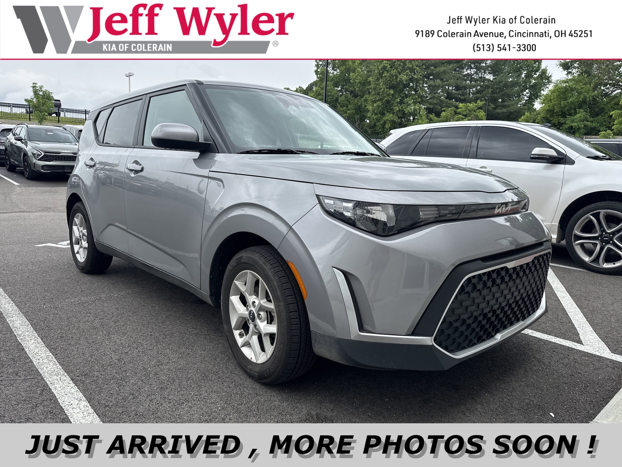 2025 Kia Soul 2.0L LX IVT's photo