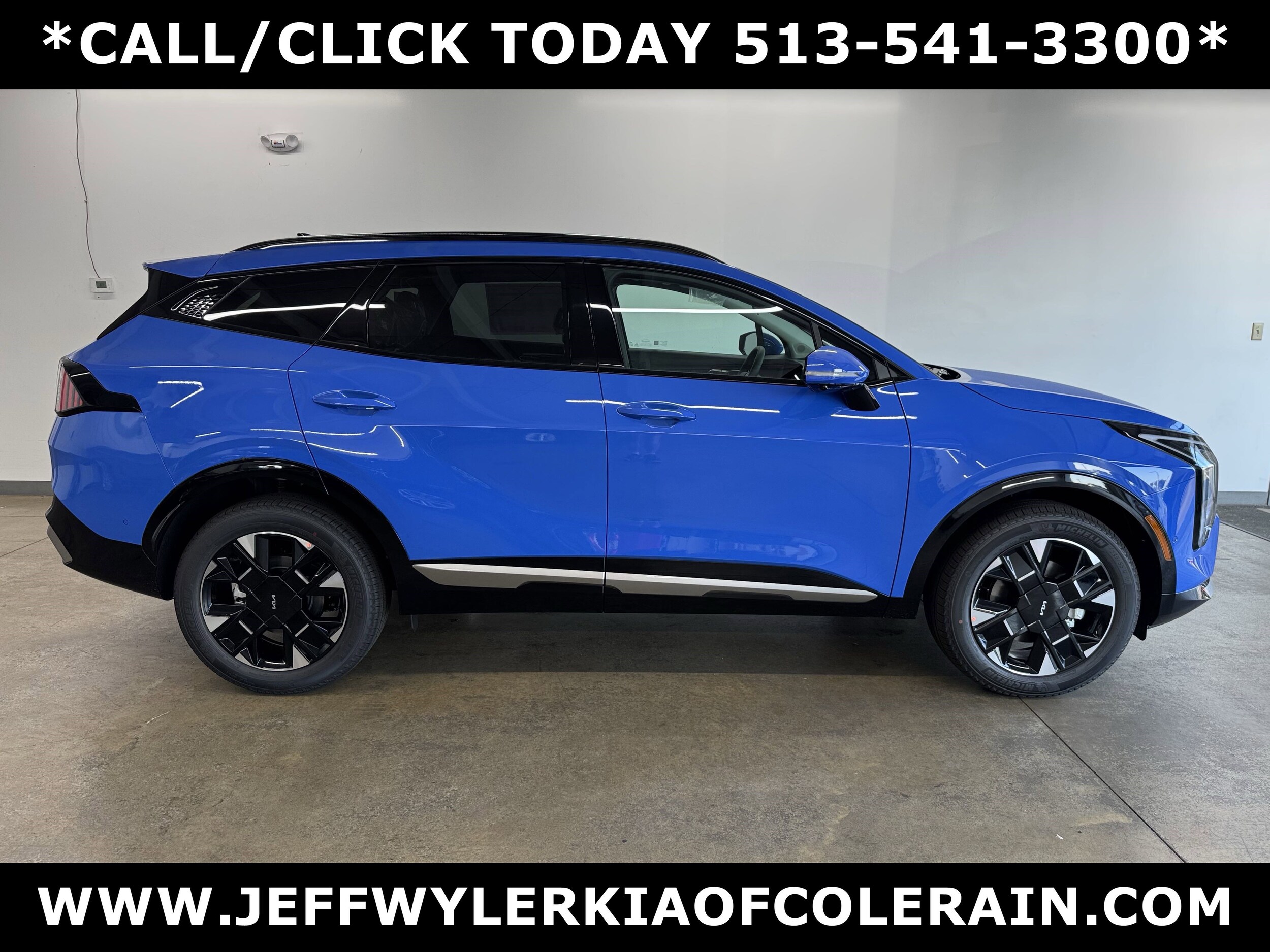 2026 Kia Sportage photo 2