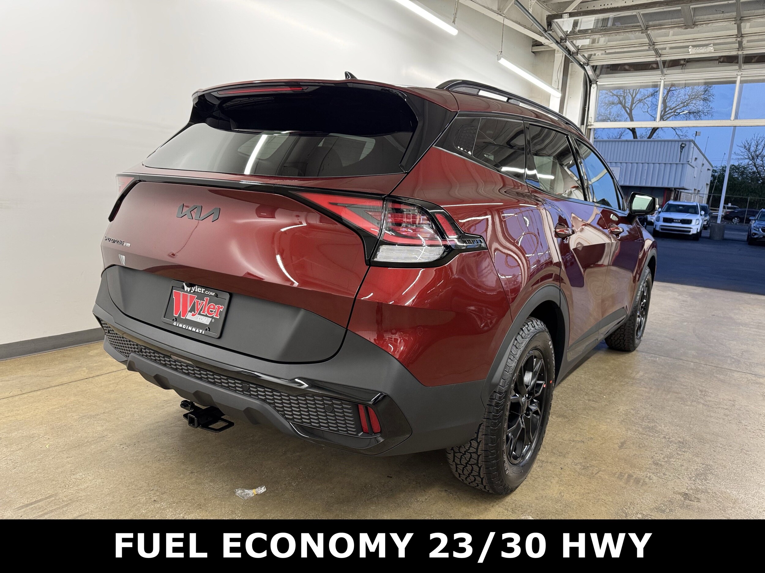 2025 Kia Sportage X-Pro Prestige photo 3