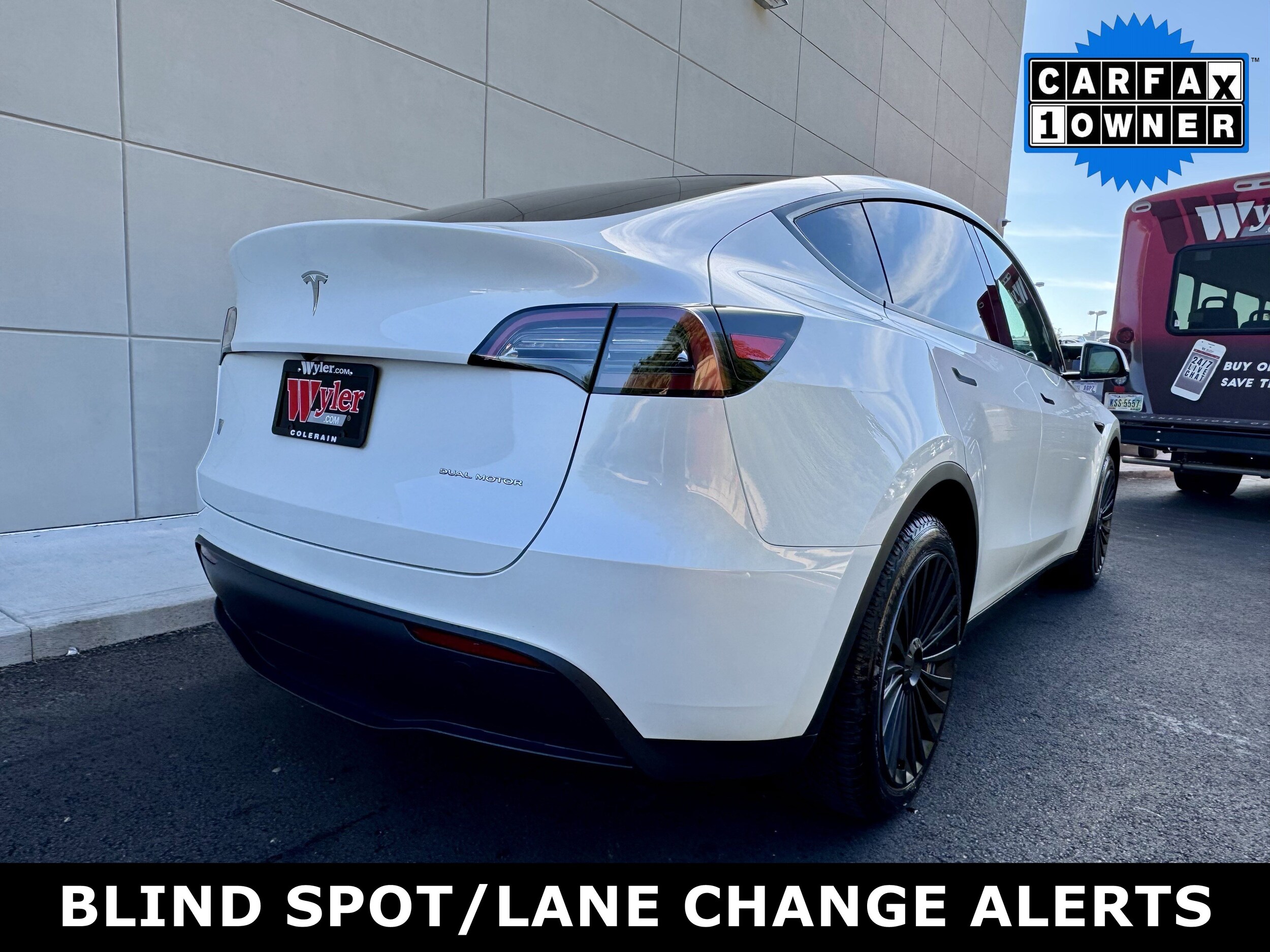 2023 Tesla Model Y Long Range photo 2