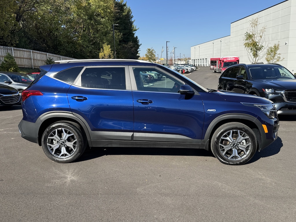 Certified 2023 Kia Seltos EX SUV