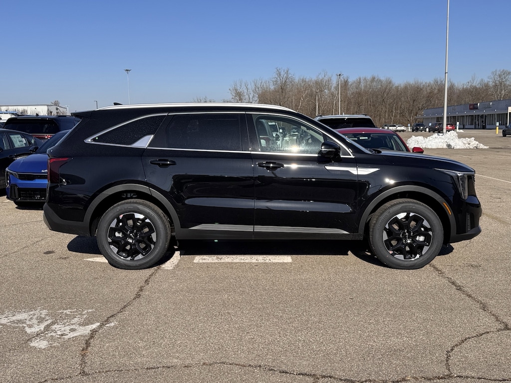 New 2026 Kia Sorento S SUV