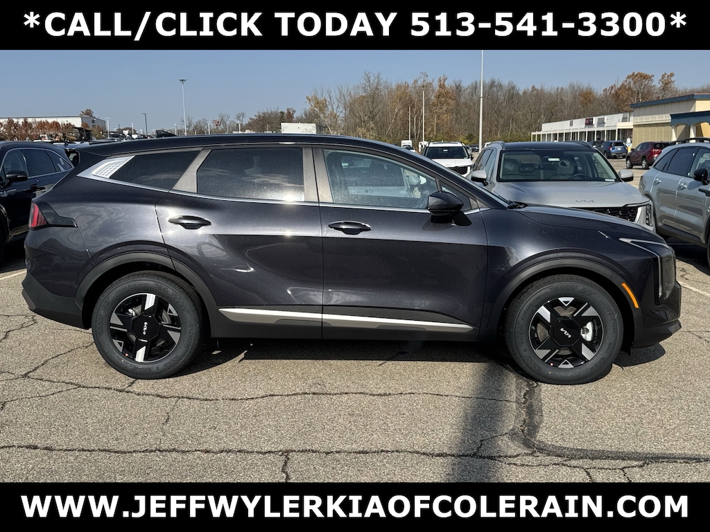 New 2026 Kia Sportage LX SUV