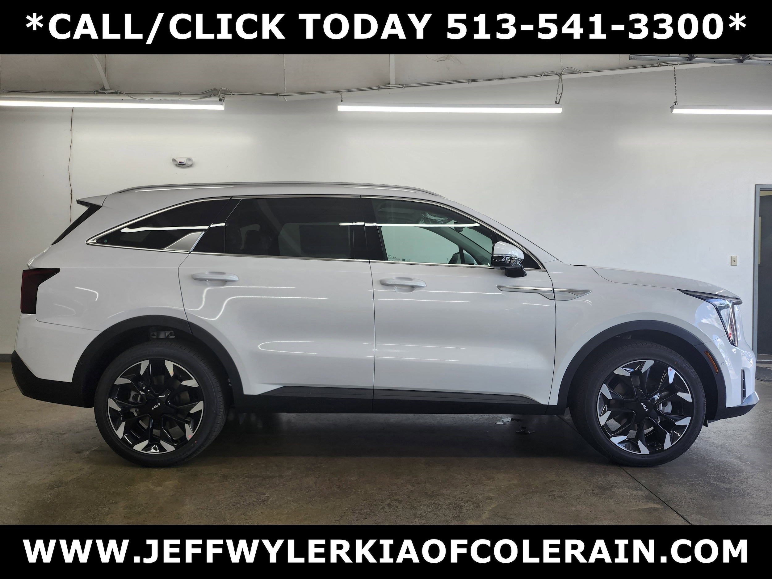 2025 Kia Sorento SX - Photo 2