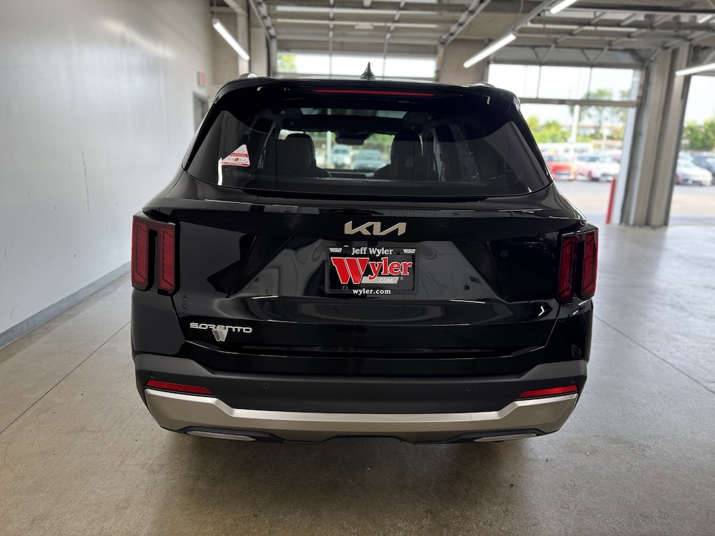 New 2025 Kia Sorento EX SUV