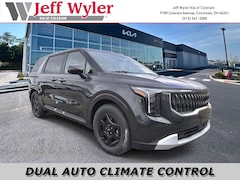 2026 Kia Carnival LXS Van Passenger Van