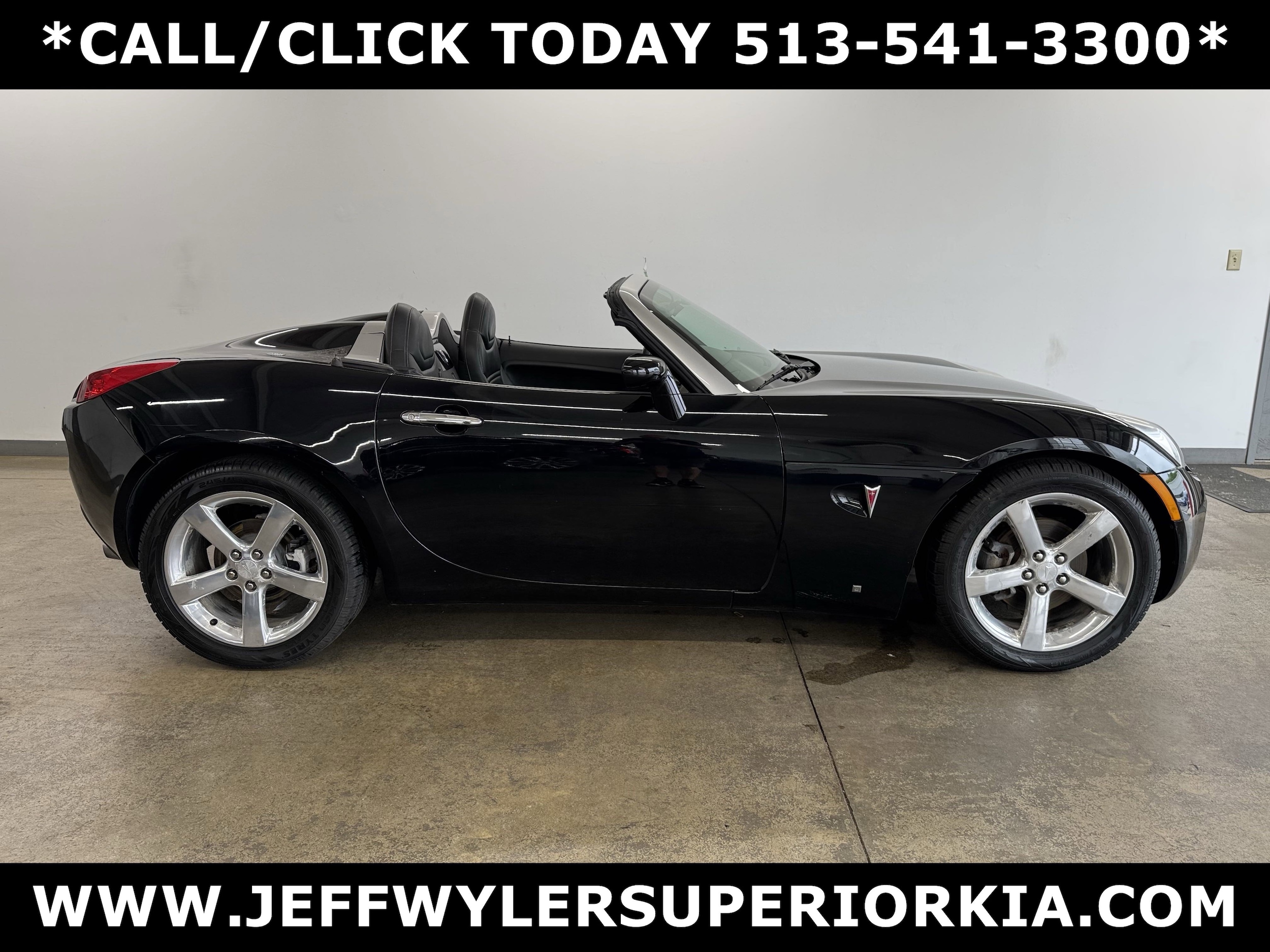 Used 2006 Pontiac Solstice Base with VIN 1G2MB35B96Y114875 for sale in Cincinnati, OH
