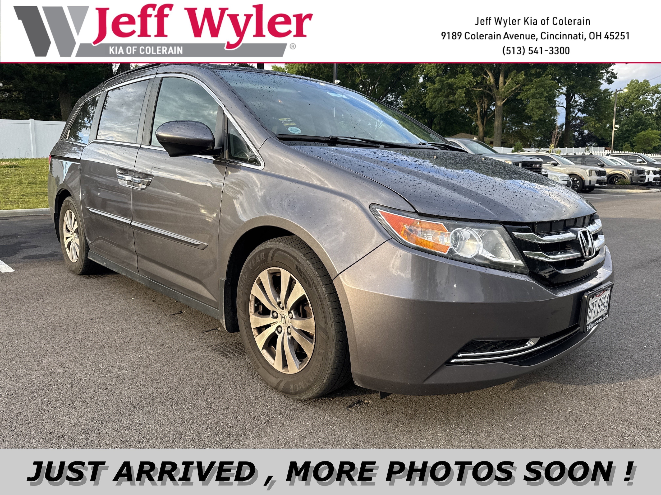 2015 Honda Odyssey EX-L with DVD Rear Entertainment System's photo