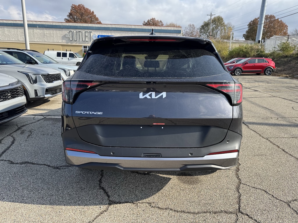 New 2026 Kia Sportage LX SUV