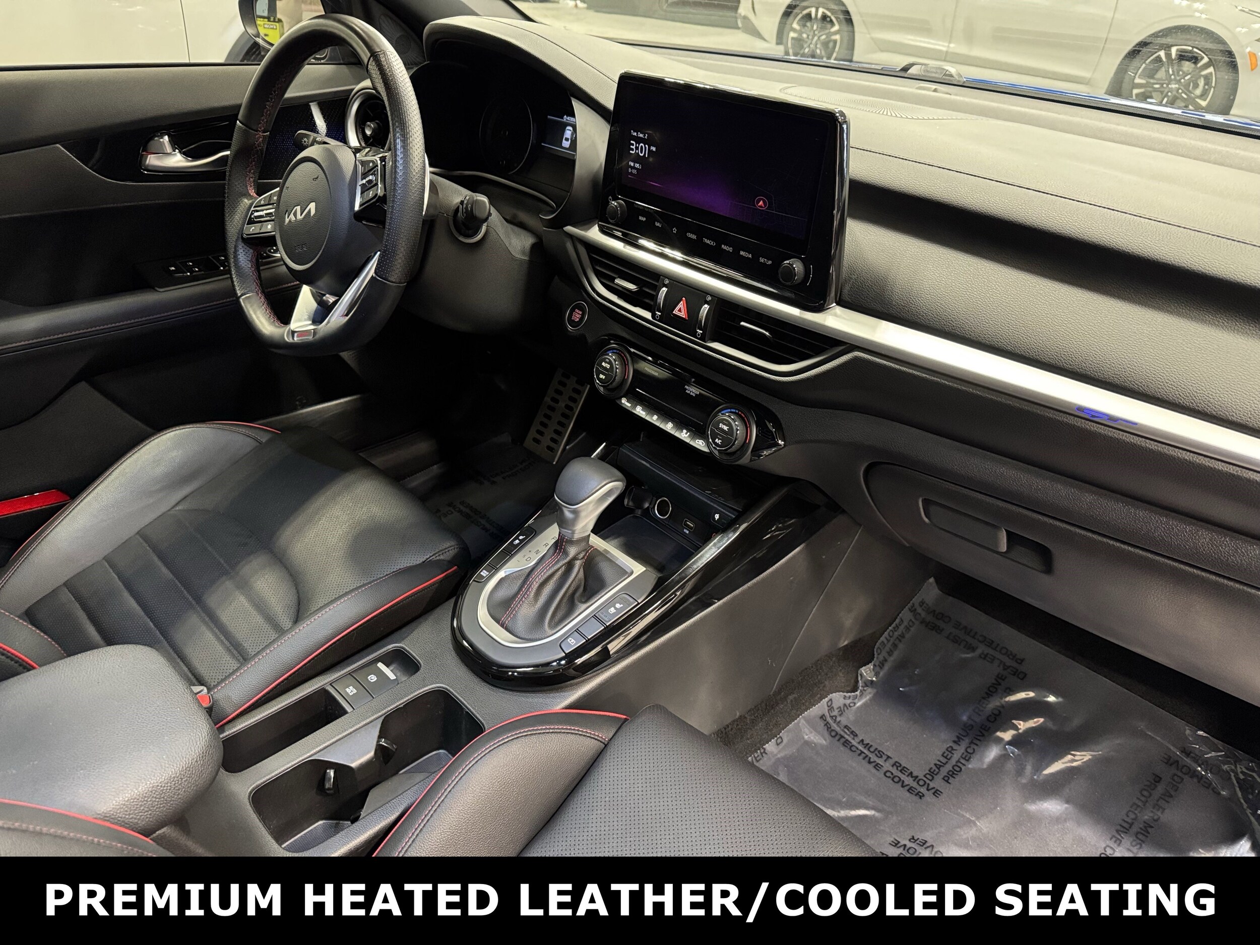 2023 Kia Forte GT photo 3