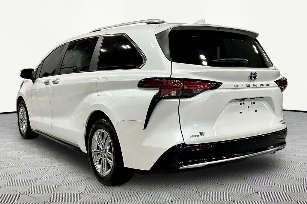 Used 2023 Toyota Sienna Platinum 7 Passenger Van Passenger Van