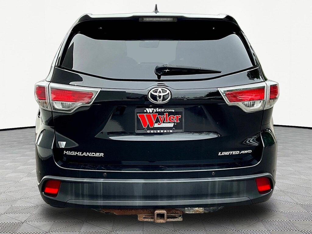 Used 2016 Toyota Highlander Limited V6 SUV