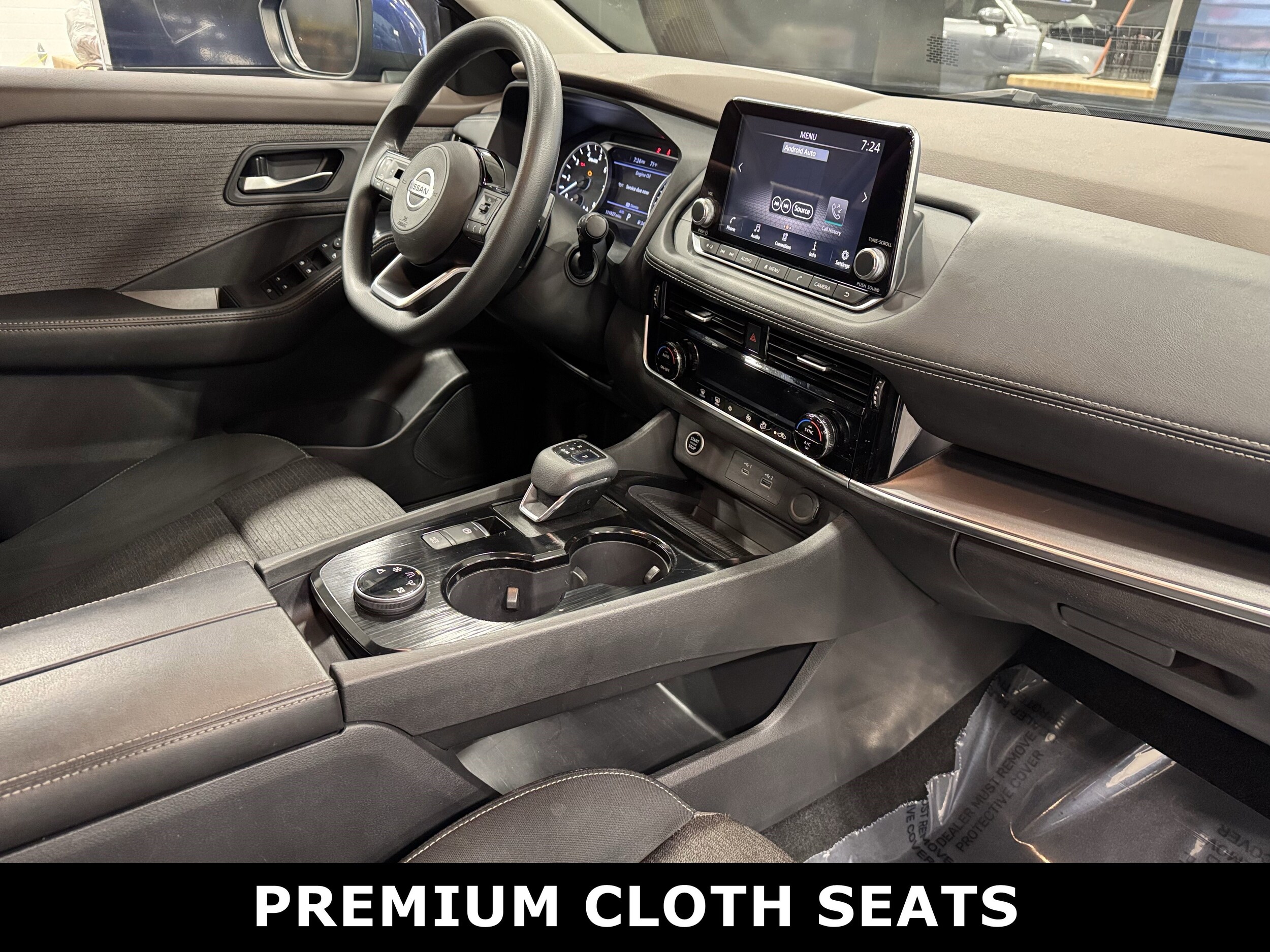 2021 Nissan Rogue SV photo 2