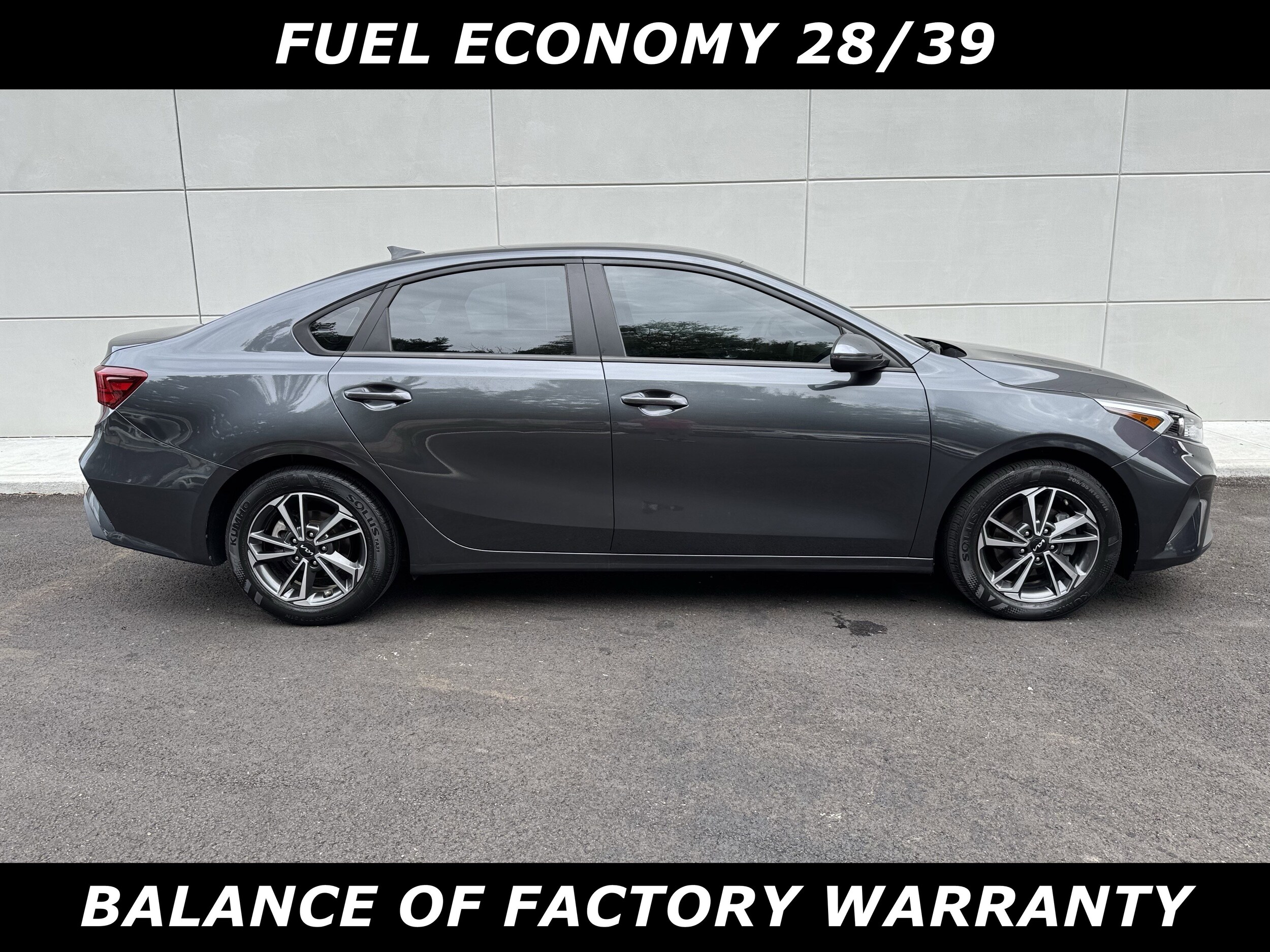 2023 Kia Forte LXS photo 2