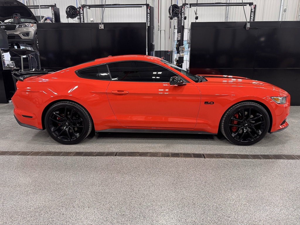 Used 2016 Ford Mustang Coupe
