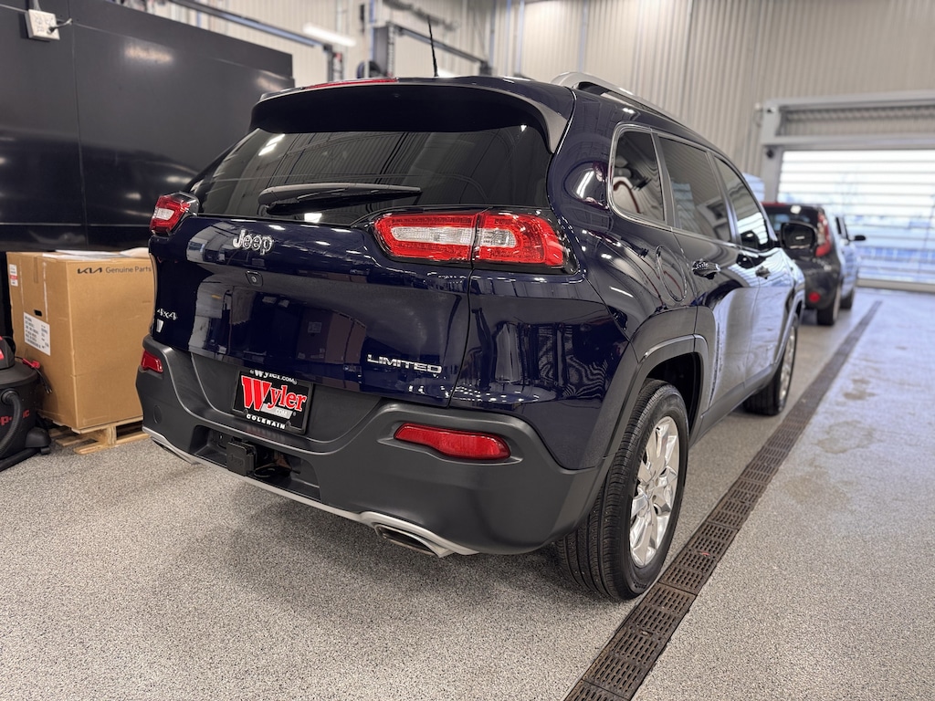 Used 2016 Jeep Cherokee Limited 4x4 SUV