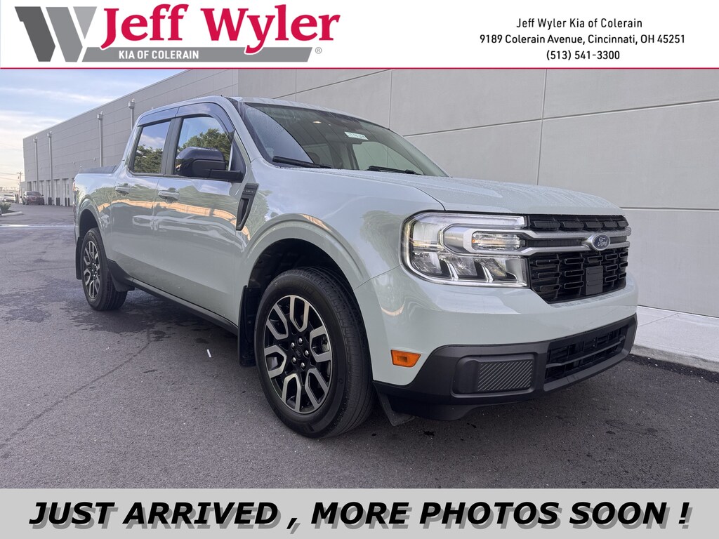 Used 2024 Ford Maverick Lariat Truck SuperCrew