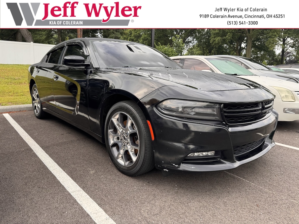 Used 2015 Dodge Charger SXT Sedan