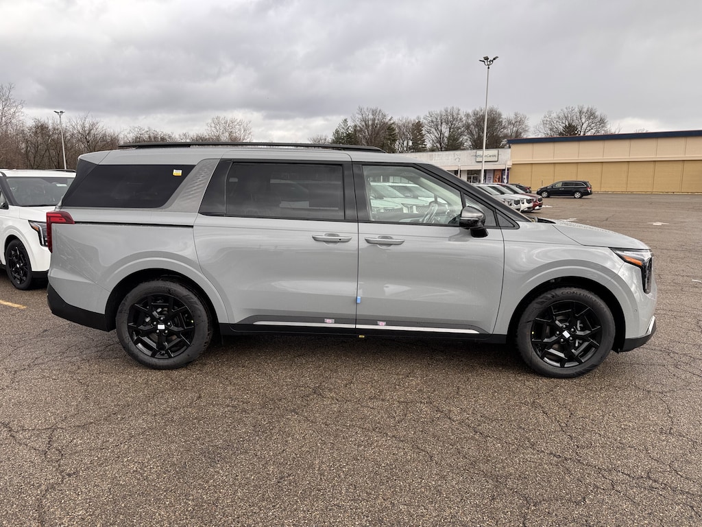 New 2026 Kia Carnival Hybrid SX Van Passenger Van