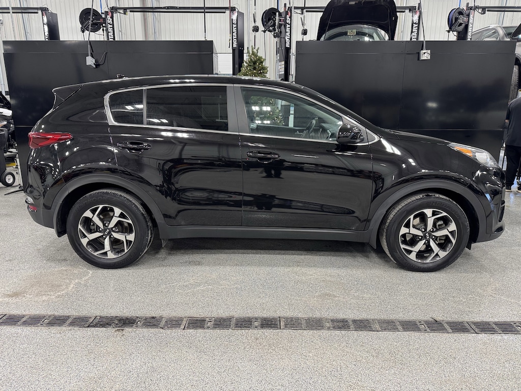 Used 2021 Kia Sportage LX SUV