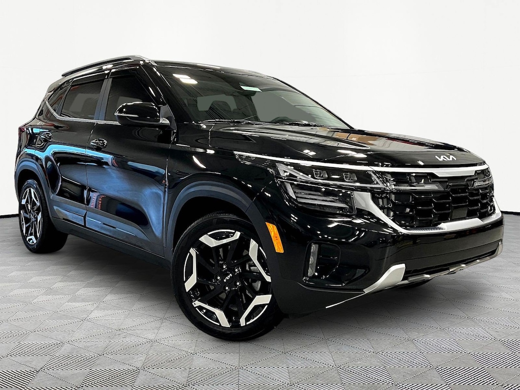 Certified 2025 Kia Seltos SX SUV