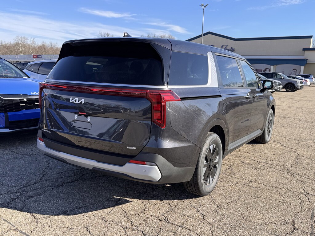 New 2026 Kia Carnival Hybrid LXS Van Passenger Van