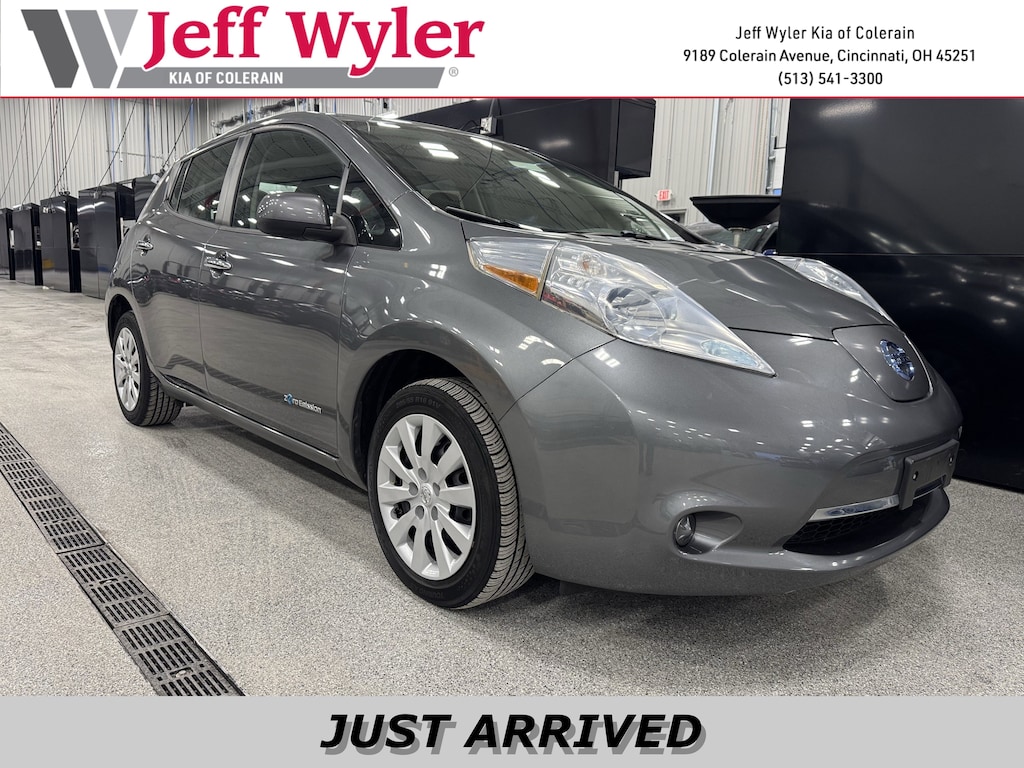Used 2017 Nissan LEAF S Hatchback