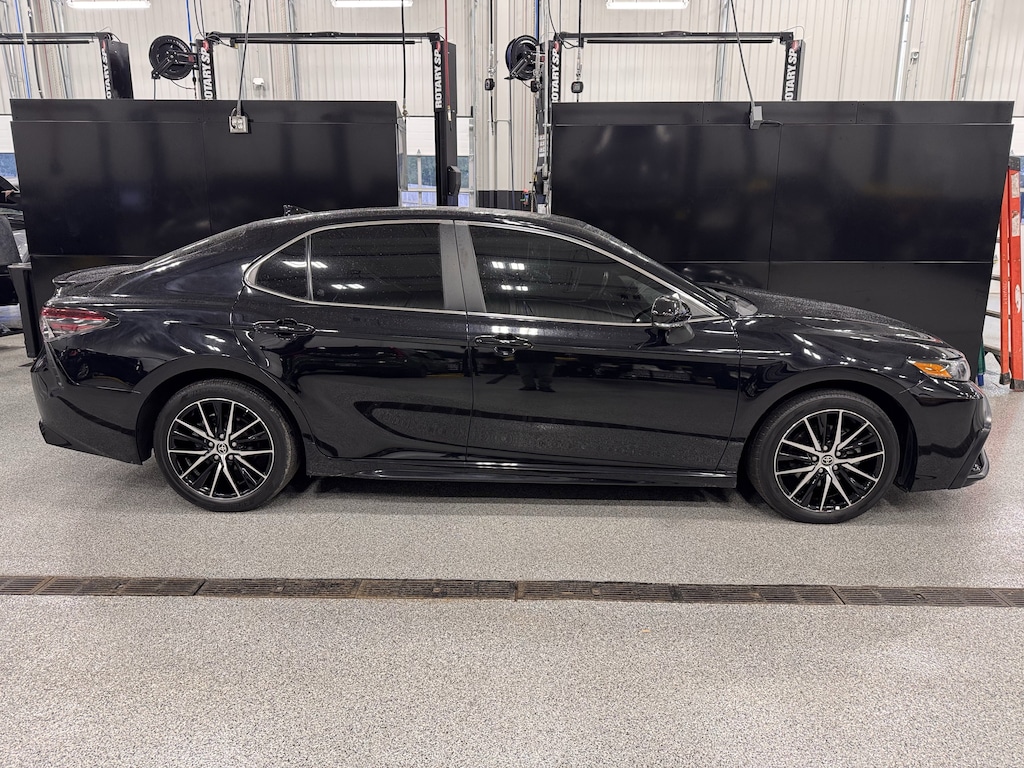 Used 2024 Toyota Camry SE Sedan