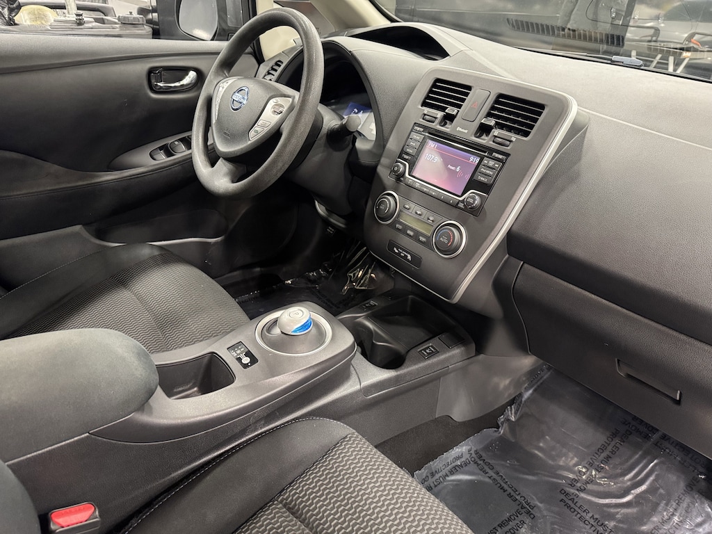 Used 2017 Nissan LEAF S Hatchback