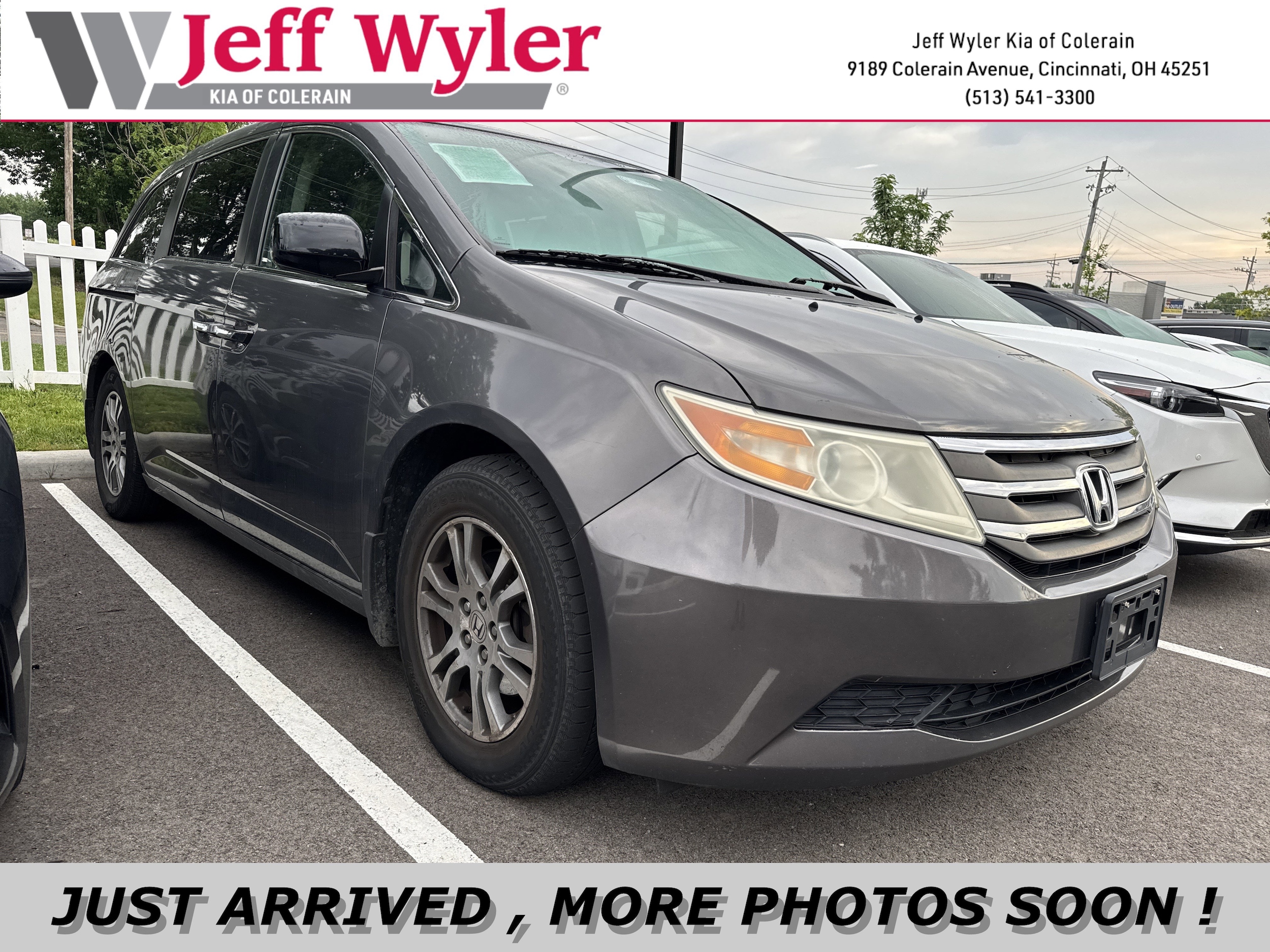 2013 Honda Odyssey EX-L w/DVD Rear Entertainment System's photo